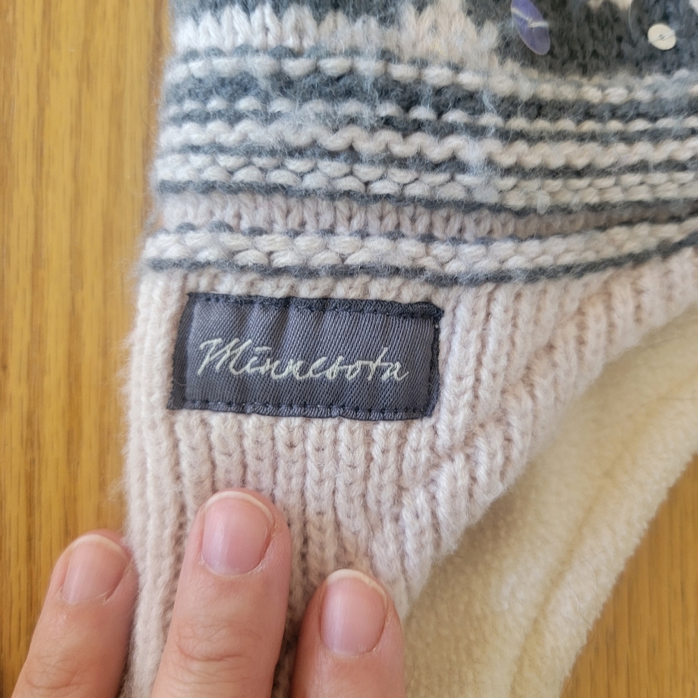 MN winter hat - Picture 2 of 2